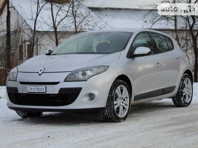 Рено Меган, об'ємом двигуна 2 л та пробігом 260 тис. км за 8200 $, фото 32 на Automoto.ua