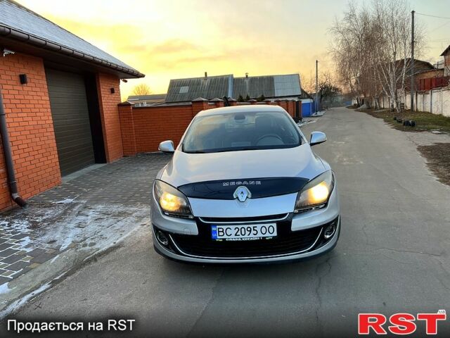 Рено Меган, объемом двигателя 1.5 л и пробегом 200 тыс. км за 5650 $, фото 7 на Automoto.ua