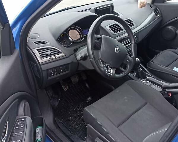 Рено Меган, объемом двигателя 1.5 л и пробегом 240 тыс. км за 6599 $, фото 5 на Automoto.ua