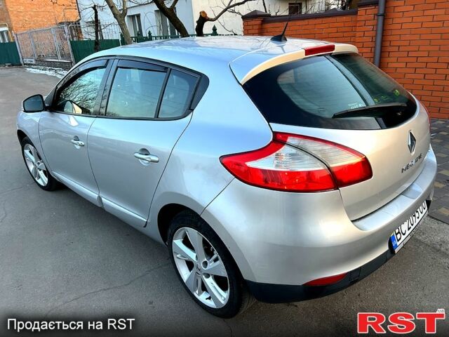 Рено Меган, объемом двигателя 1.5 л и пробегом 200 тыс. км за 5650 $, фото 8 на Automoto.ua