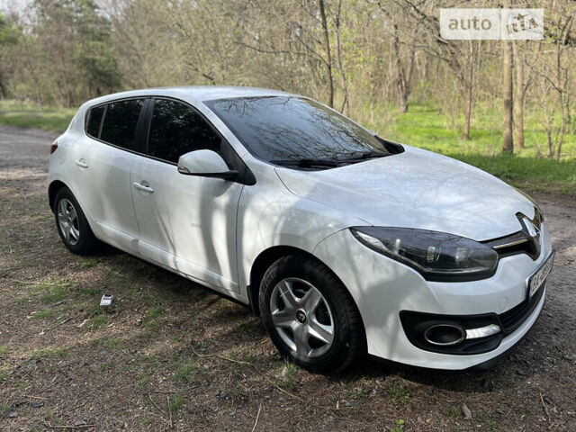 Рено Меган, объемом двигателя 1.5 л и пробегом 196 тыс. км за 8300 $, фото 3 на Automoto.ua