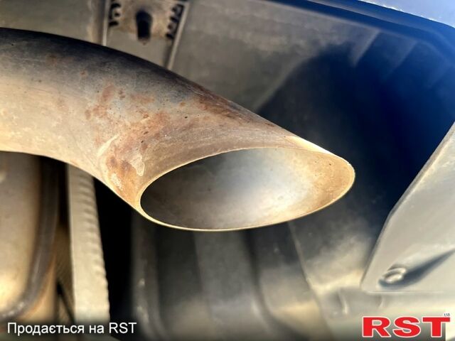 Рено Меган, объемом двигателя 1.5 л и пробегом 241 тыс. км за 10000 $, фото 8 на Automoto.ua