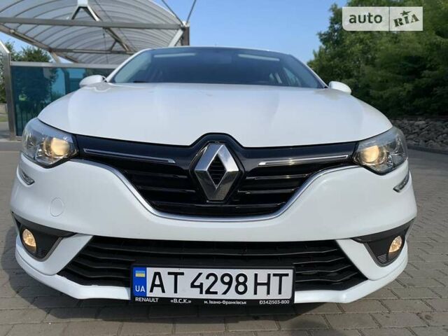 Рено Меган, объемом двигателя 1.5 л и пробегом 199 тыс. км за 10200 $, фото 12 на Automoto.ua