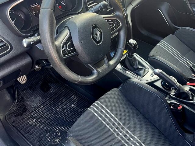 Рено Меган, об'ємом двигуна 1.5 л та пробігом 242 тис. км за 10000 $, фото 4 на Automoto.ua