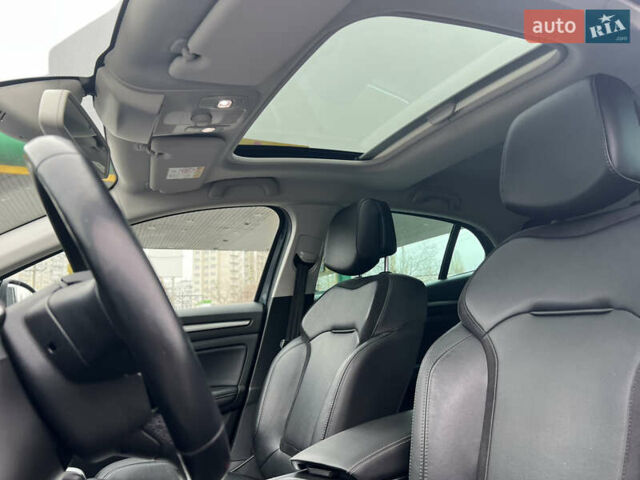 Рено Меган, объемом двигателя 1.5 л и пробегом 104 тыс. км за 13500 $, фото 14 на Automoto.ua