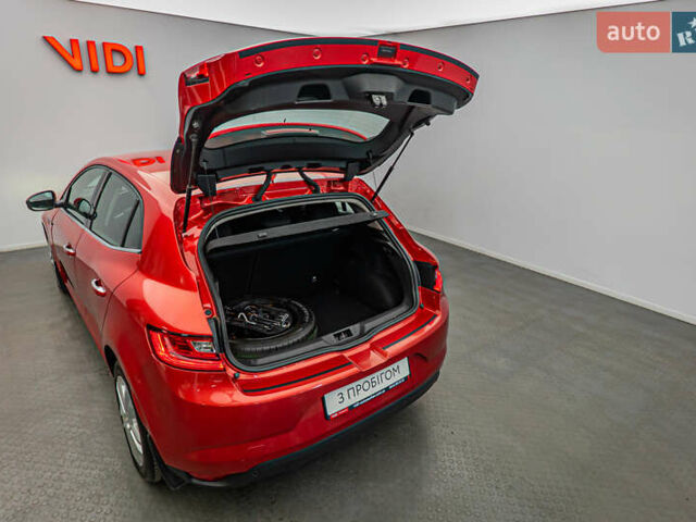 Рено Меган, объемом двигателя 1.6 л и пробегом 98 тыс. км за 12052 $, фото 7 на Automoto.ua