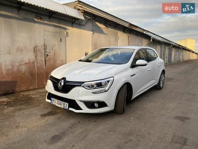 Рено Меган, объемом двигателя 1.5 л и пробегом 182 тыс. км за 12500 $, фото 1 на Automoto.ua
