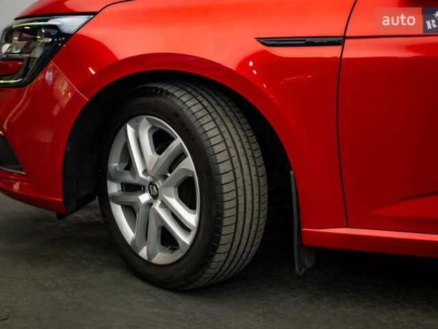 Рено Меган, объемом двигателя 1.6 л и пробегом 98 тыс. км за 12052 $, фото 8 на Automoto.ua