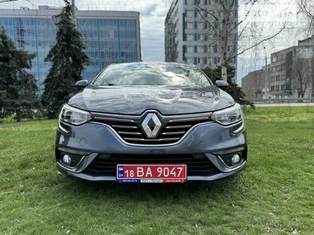 Рено Меган, объемом двигателя 1.6 л и пробегом 146 тыс. км за 15999 $, фото 7 на Automoto.ua