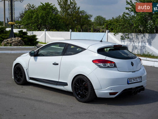 Рено Меган, об'ємом двигуна 2 л та пробігом 122 тис. км за 11000 $, фото 4 на Automoto.ua