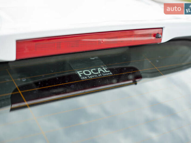 Рено Меган, об'ємом двигуна 2 л та пробігом 122 тис. км за 11000 $, фото 32 на Automoto.ua