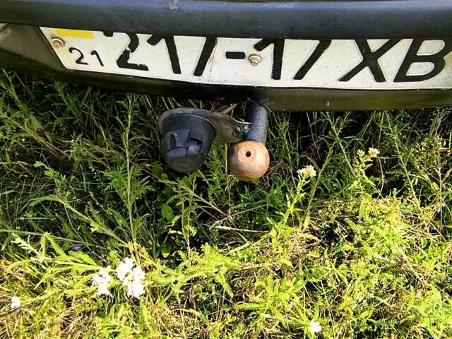 Рено Меган, объемом двигателя 1.6 л и пробегом 0 тыс. км за 1500 $, фото 10 на Automoto.ua