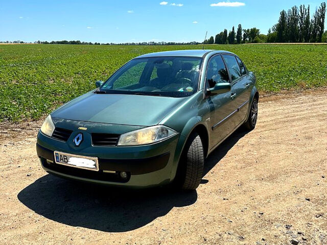 Рено Меган, объемом двигателя 1.6 л и пробегом 205 тыс. км за 4600 $, фото 2 на Automoto.ua