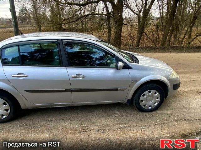 Рено Меган, объемом двигателя 1.6 л и пробегом 220 тыс. км за 4500 $, фото 5 на Automoto.ua