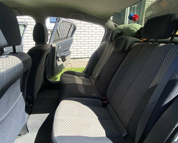 Рено Меган, объемом двигателя 1.6 л и пробегом 204 тыс. км за 5000 $, фото 10 на Automoto.ua