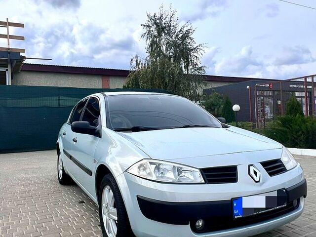 Рено Меган, объемом двигателя 1.6 л и пробегом 215 тыс. км за 4200 $, фото 2 на Automoto.ua