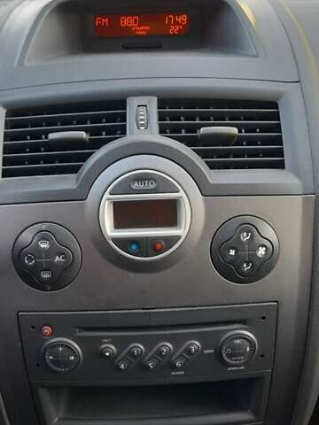 Рено Меган, объемом двигателя 1.6 л и пробегом 254 тыс. км за 4950 $, фото 21 на Automoto.ua