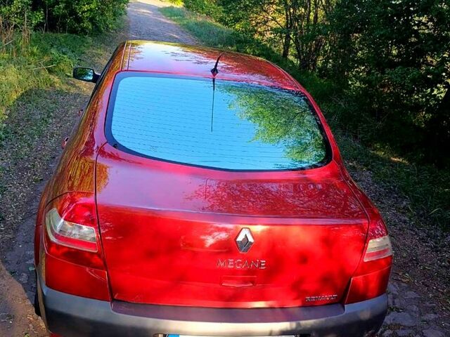 Рено Меган, объемом двигателя 1.6 л и пробегом 195 тыс. км за 5700 $, фото 6 на Automoto.ua