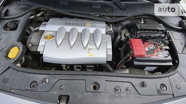 Рено Меган, объемом двигателя 1.6 л и пробегом 272 тыс. км за 4800 $, фото 3 на Automoto.ua