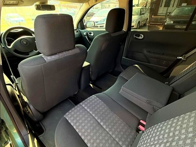 Рено Меган, объемом двигателя 16 л и пробегом 175 тыс. км за 5499 $, фото 6 на Automoto.ua