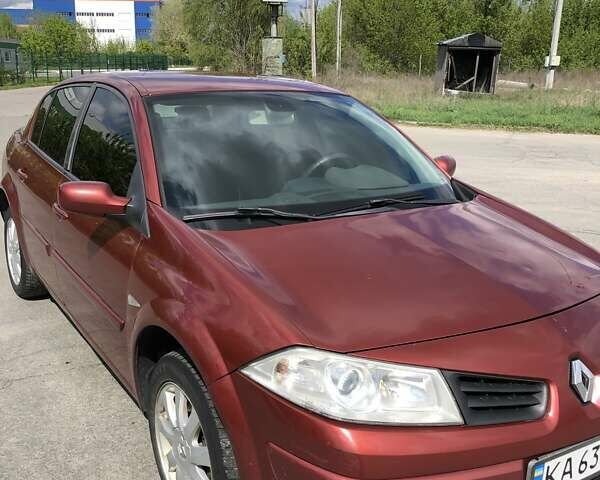 Рено Меган, объемом двигателя 1.6 л и пробегом 304 тыс. км за 4800 $, фото 8 на Automoto.ua