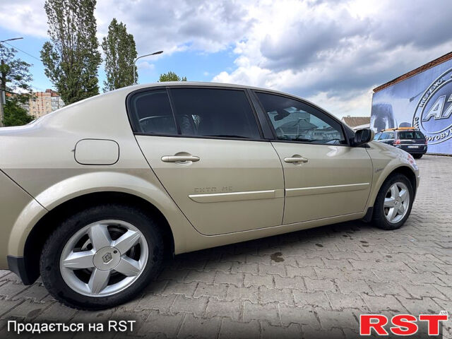 Рено Меган, объемом двигателя 1.6 л и пробегом 206 тыс. км за 5350 $, фото 3 на Automoto.ua