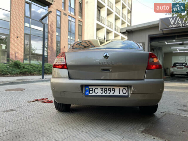 Рено Меган, объемом двигателя 1.6 л и пробегом 271 тыс. км за 5500 $, фото 3 на Automoto.ua