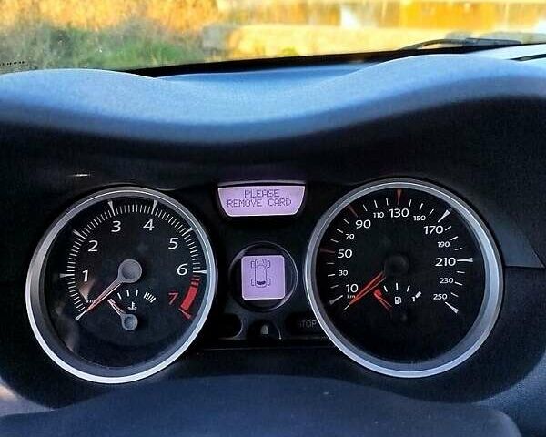 Рено Меган, объемом двигателя 1.6 л и пробегом 189 тыс. км за 5800 $, фото 8 на Automoto.ua