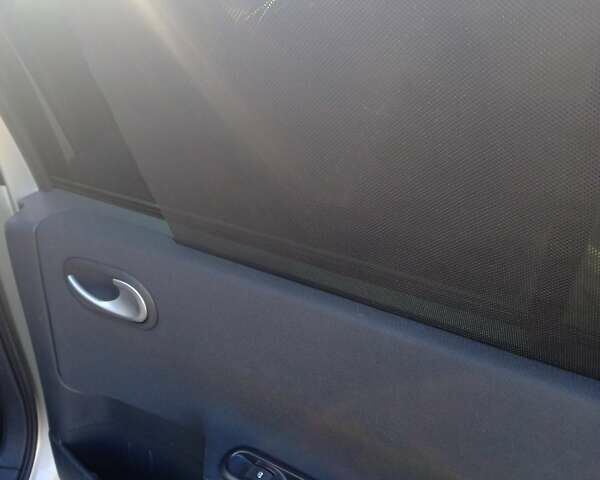 Рено Меган, объемом двигателя 1.6 л и пробегом 214 тыс. км за 5300 $, фото 8 на Automoto.ua
