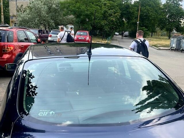 Рено Меган, объемом двигателя 1.9 л и пробегом 202 тыс. км за 6000 $, фото 2 на Automoto.ua