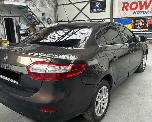 Рено Меган, объемом двигателя 0 л и пробегом 171 тыс. км за 8700 $, фото 2 на Automoto.ua