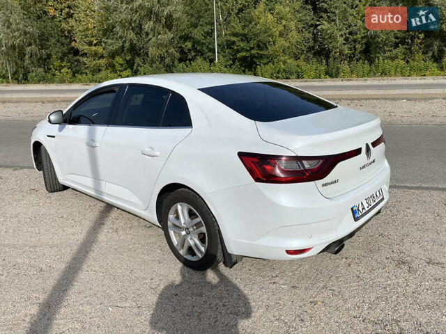 Рено Меган, об'ємом двигуна 1.6 л та пробігом 171 тис. км за 10800 $, фото 4 на Automoto.ua