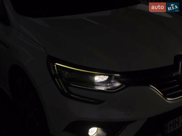 Рено Меган, объемом двигателя 1.5 л и пробегом 151 тыс. км за 17200 $, фото 7 на Automoto.ua