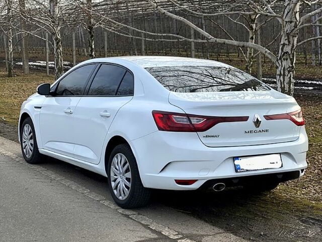 Рено Меган, объемом двигателя 1.6 л и пробегом 1 тыс. км за 11600 $, фото 4 на Automoto.ua