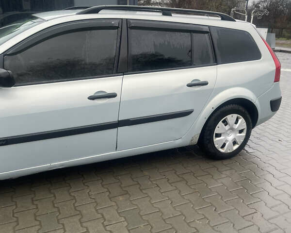 Рено Меган, объемом двигателя 1.6 л и пробегом 300 тыс. км за 3500 $, фото 3 на Automoto.ua