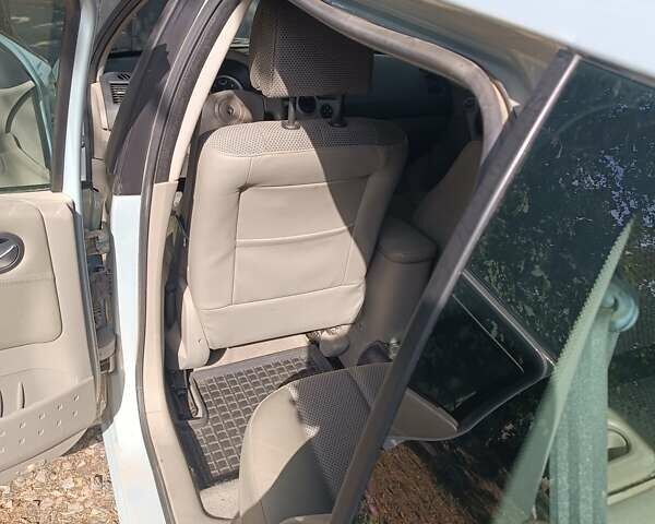 Рено Меган, объемом двигателя 1.6 л и пробегом 235 тыс. км за 5000 $, фото 3 на Automoto.ua