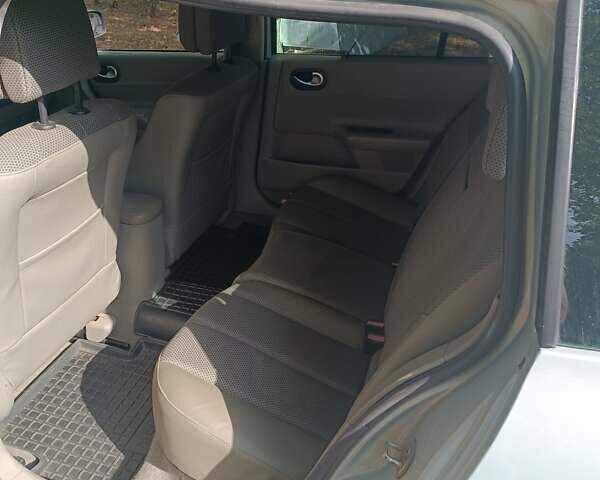 Рено Меган, объемом двигателя 1.6 л и пробегом 235 тыс. км за 5000 $, фото 4 на Automoto.ua