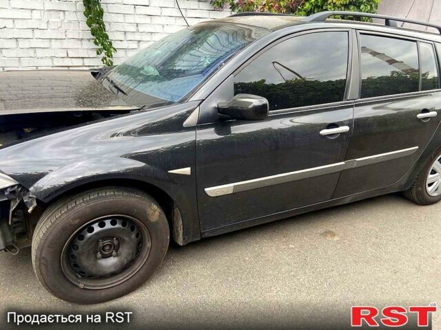 Рено Меган, объемом двигателя 1.6 л и пробегом 290 тыс. км за 2600 $, фото 4 на Automoto.ua