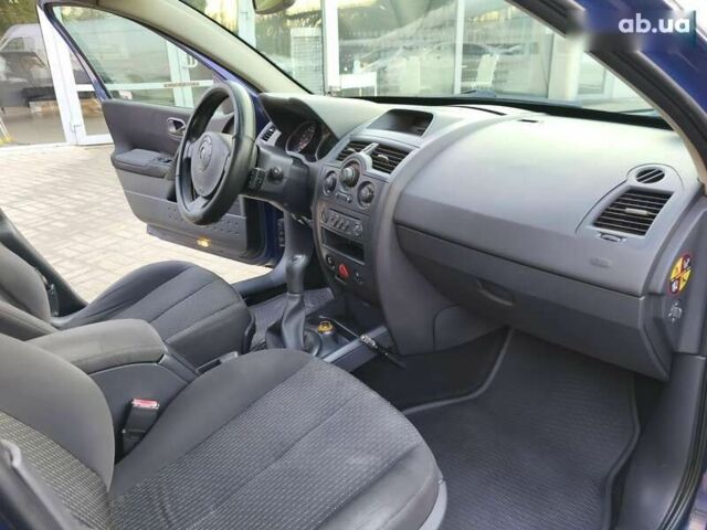 Рено Меган, объемом двигателя 0 л и пробегом 372 тыс. км за 3300 $, фото 13 на Automoto.ua