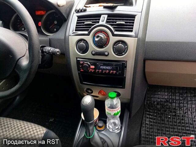 Рено Меган, об'ємом двигуна 1.6 л та пробігом 227 тис. км за 4250 $, фото 11 на Automoto.ua