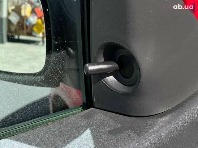 Рено Меган, объемом двигателя 1.4 л и пробегом 245 тыс. км за 3790 $, фото 15 на Automoto.ua