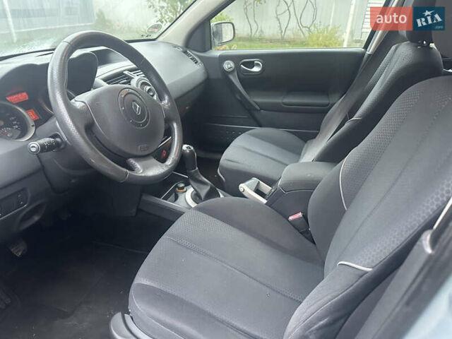 Рено Меган, объемом двигателя 1.6 л и пробегом 121 тыс. км за 4450 $, фото 8 на Automoto.ua