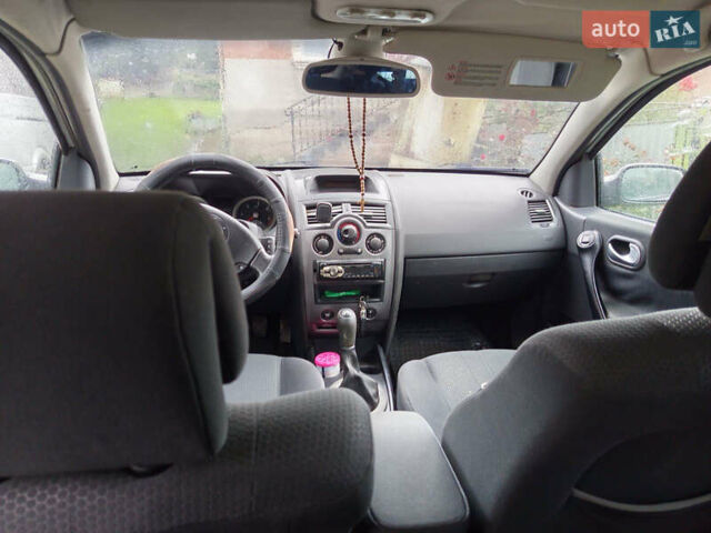 Рено Меган, объемом двигателя 1.5 л и пробегом 350 тыс. км за 2200 $, фото 7 на Automoto.ua