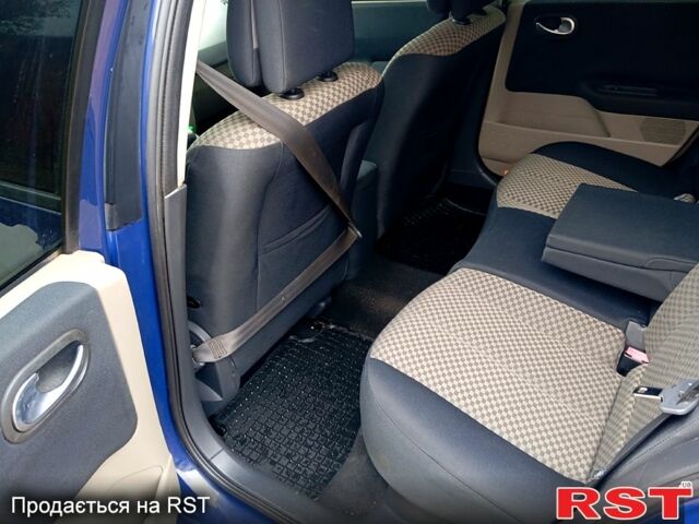 Рено Меган, об'ємом двигуна 1.6 л та пробігом 227 тис. км за 4250 $, фото 12 на Automoto.ua