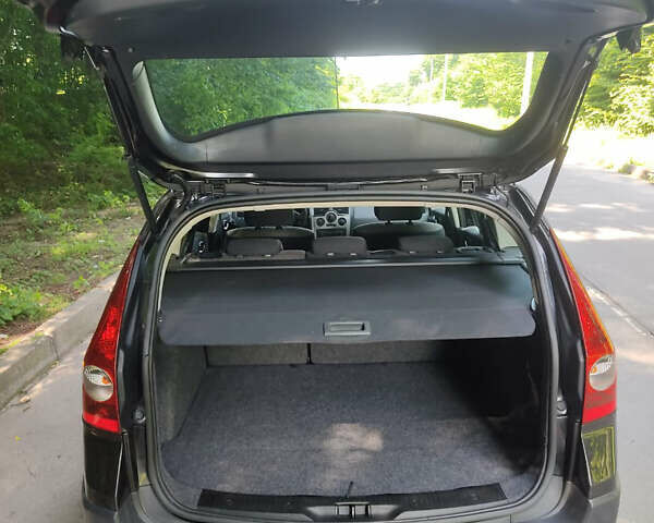 Рено Меган, объемом двигателя 1.6 л и пробегом 207 тыс. км за 5300 $, фото 19 на Automoto.ua
