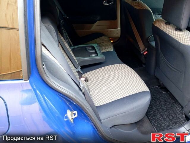 Рено Меган, об'ємом двигуна 1.6 л та пробігом 226 тис. км за 4550 $, фото 3 на Automoto.ua