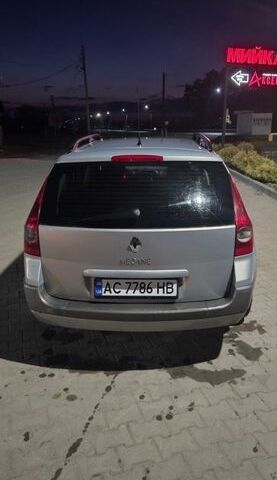 Рено Меган, объемом двигателя 1.46 л и пробегом 294 тыс. км за 3900 $, фото 3 на Automoto.ua