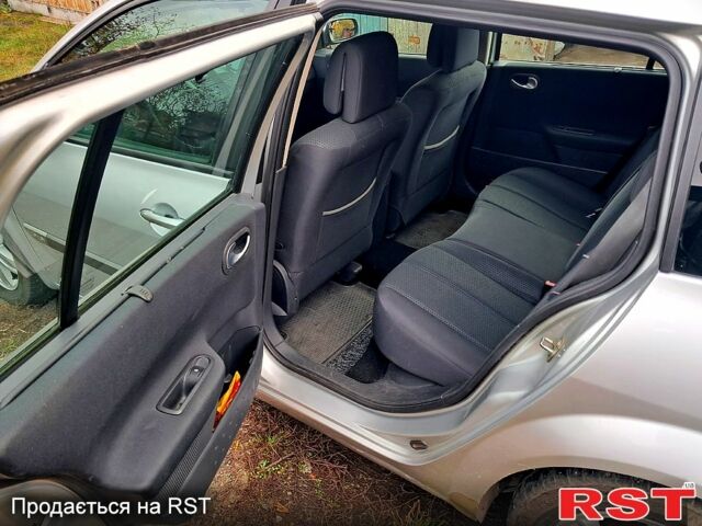 Рено Меган, объемом двигателя 1.6 л и пробегом 210 тыс. км за 5200 $, фото 1 на Automoto.ua