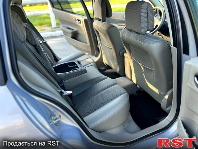 Рено Меган, объемом двигателя 1.6 л и пробегом 220 тыс. км за 5900 $, фото 5 на Automoto.ua
