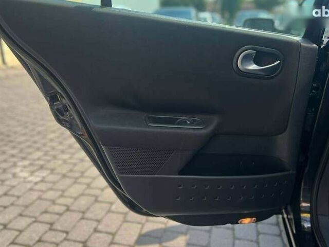 Рено Меган, об'ємом двигуна 1.6 л та пробігом 293 тис. км за 4500 $, фото 19 на Automoto.ua